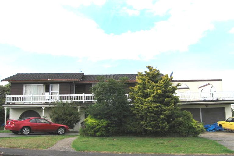 Photo of property in 2a Harmel Road, Glendene, Auckland, 0602