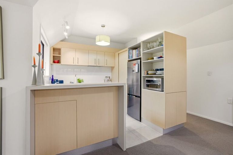 Photo of property in 1/3 Karitane Drive, Cashmere, Christchurch, 8022