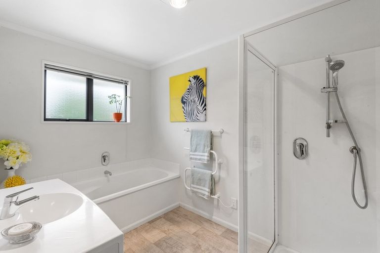 Photo of property in 1/10 Waterbridge Way, Rolleston, 7614