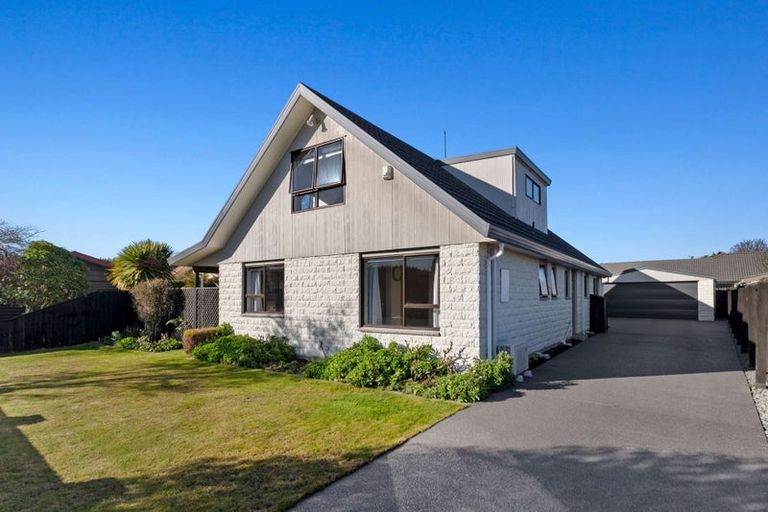 Photo of property in 5 Jacaranda Place, Parklands, Christchurch, 8083