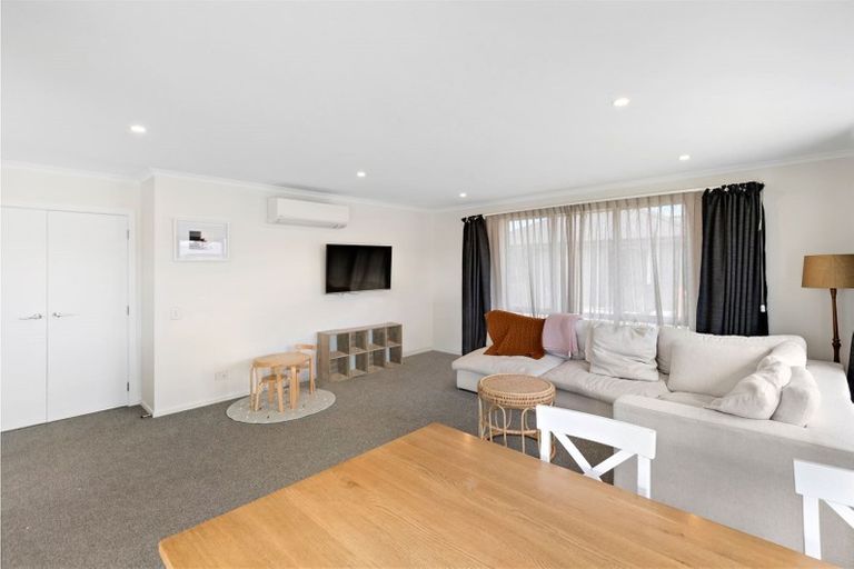 Photo of property in 12 Hebbard Court, Albert Town, Wanaka, 9305