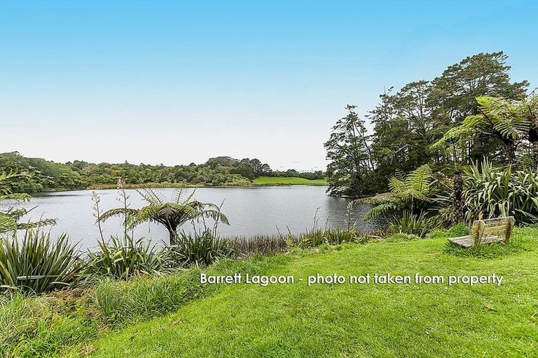 Photo of property in 12 Kororako Grove, Whalers Gate, New Plymouth, 4310