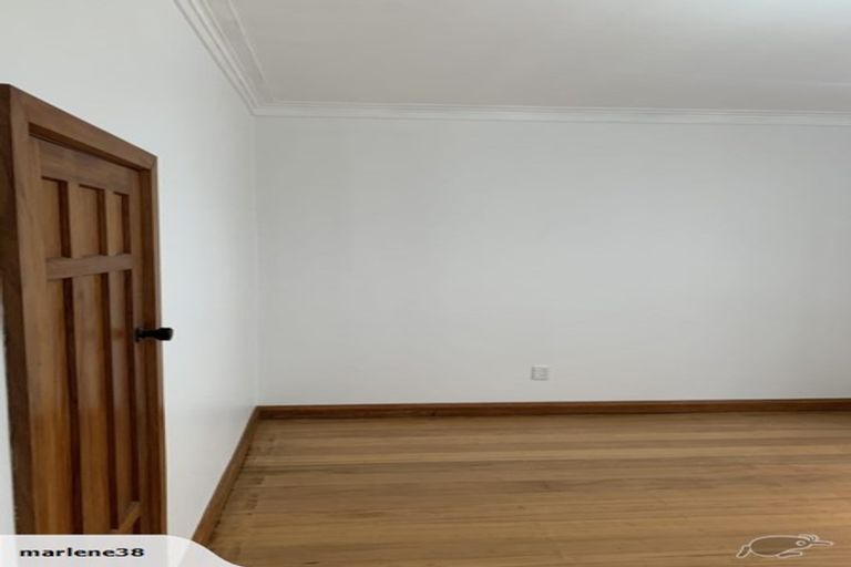 Photo of property in 10 Weymouth Street, New Plymouth, 4310