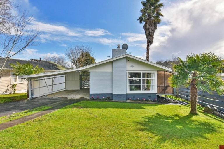 Photo of property in 6 Lawrence Crescent, Hillpark, Auckland, 2102