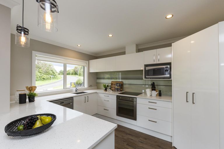 Photo of property in 117 Atawhai Road, Fitzherbert, Palmerston North, 4410