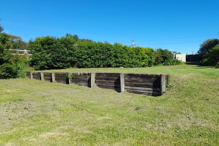 Photo of property in 235 Waikawa Road, Waikawa, Picton, 7220