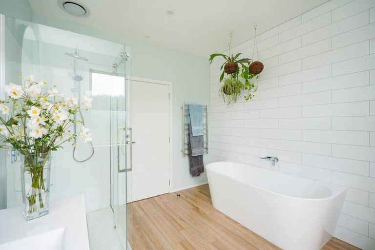 Photo of property in 124 Fairweather Road, Mill Road, Invercargill, 9872