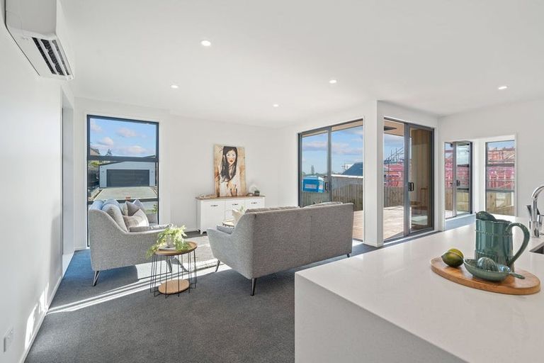 Photo of property in 4 Barnfields Close, Halswell, Christchurch, 8025