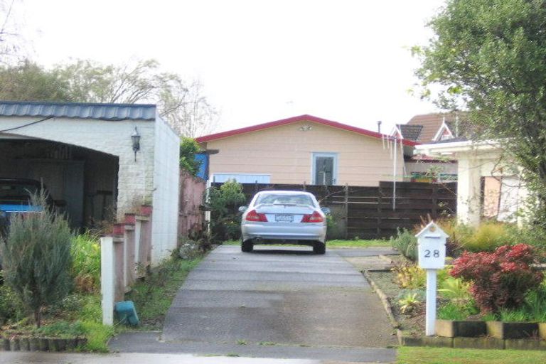 Photo of property in 28 Knightsbridge Place, Dinsdale, Hamilton, 3204