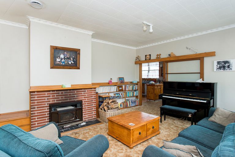 Photo of property in 15 Ioapa Road, Te Karaka, 4022