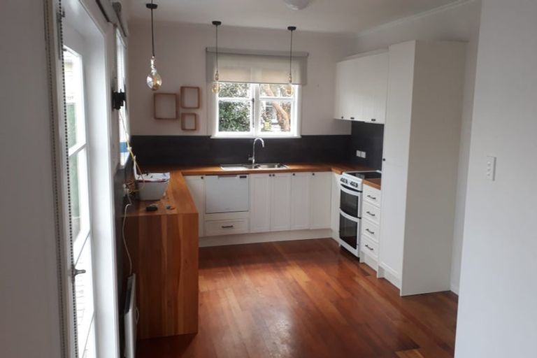 Photo of property in 19 Henry Street, Ebdentown, Upper Hutt, 5018