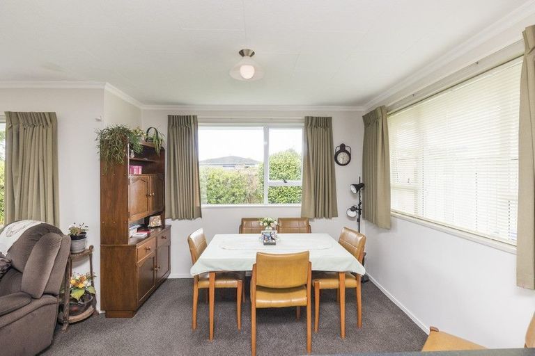 Photo of property in 53 Carter Crescent, Awapuni, Palmerston North, 4412