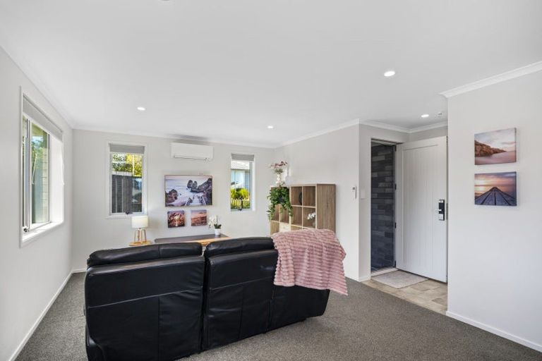 Photo of property in 102 Sentinel Avenue, Omokoroa, 3114