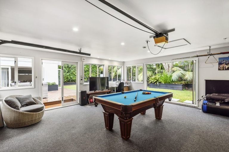 Photo of property in 24 Muritai Road, Milford, Auckland, 0620