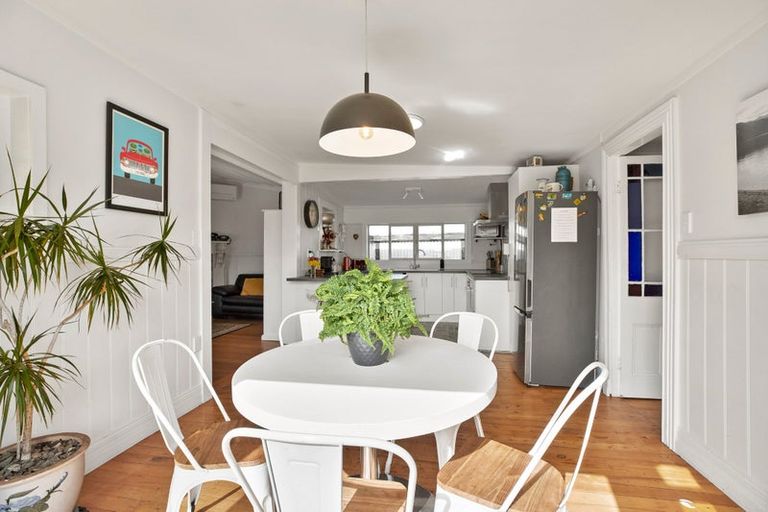 Photo of property in 805 Queen Sh25 Street, Thames, 3500