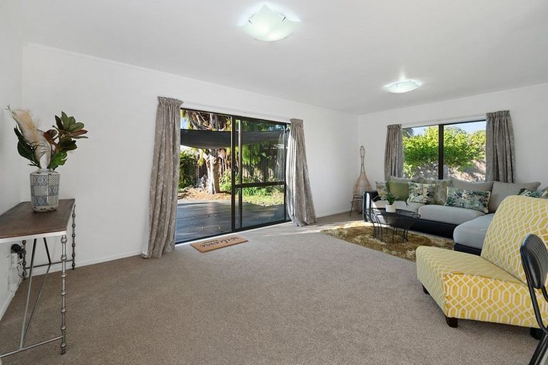 Photo of property in 8 Blomfield Street, Pukehangi, Rotorua, 3015