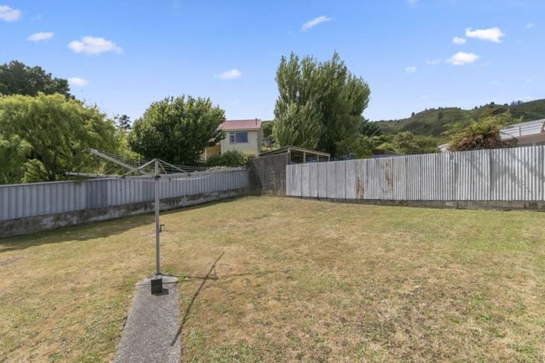 Photo of property in 19 Castlerea Street, Wainuiomata, Lower Hutt, 5014