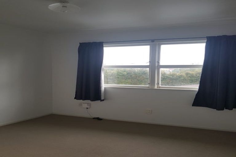 Photo of property in 6/5 Aratonga Avenue, Greenlane, Auckland, 1051