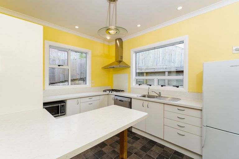 Photo of property in 2 Wakatipu Street, Ravensbourne, Dunedin, 9022