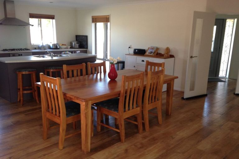 Photo of property in 9 Gillatt Gardens, Halswell, Christchurch, 8025