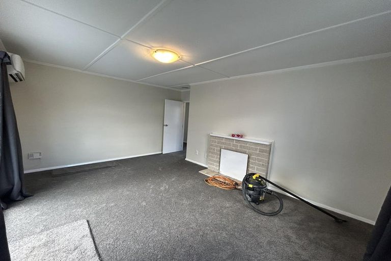 Photo of property in 37 Fleet Street, Naenae, Lower Hutt, 5011