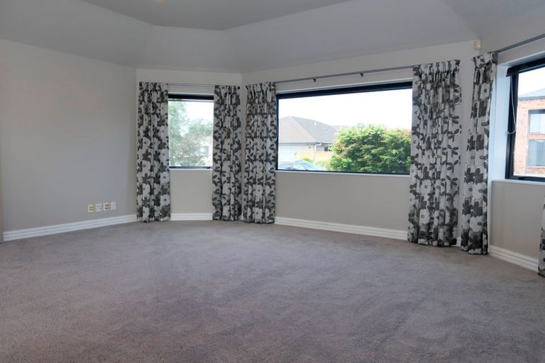 Photo of property in 6 Trusham Court, Paraparaumu, 5032