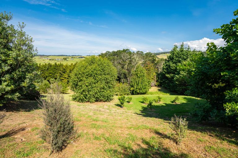Photo of property in 235 Devich Road, Mangawhai, Kaiwaka, 0573