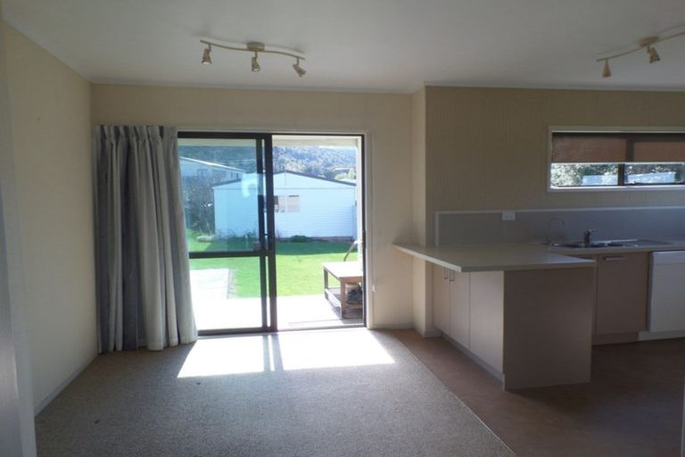 Photo of property in 5 Seaview Avenue, Te Puru, Thames, 3575