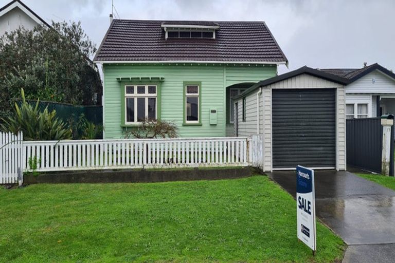 Photo of property in 17 Hunter Street, Te Hapara, Gisborne, 4010