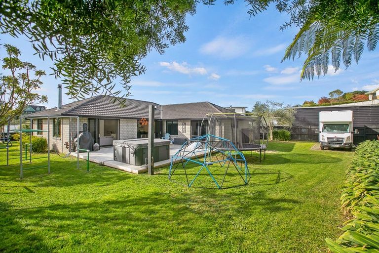 Photo of property in 1185f South Road, Oakura, 4314