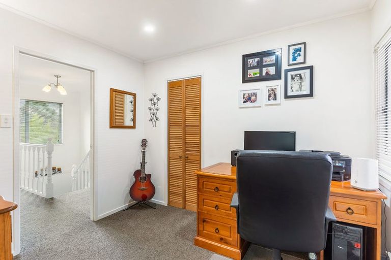 Photo of property in 54 Marendellas Drive, Bucklands Beach, Auckland, 2014