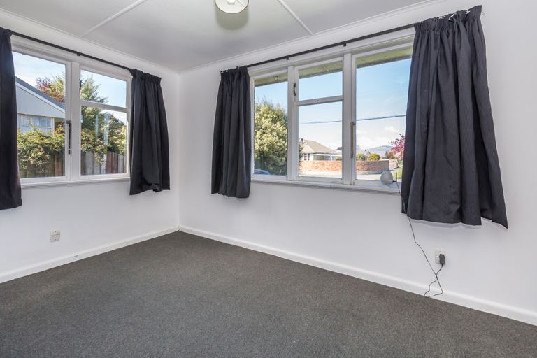 Photo of property in 9 Dix Street, Wigram, Christchurch, 8042