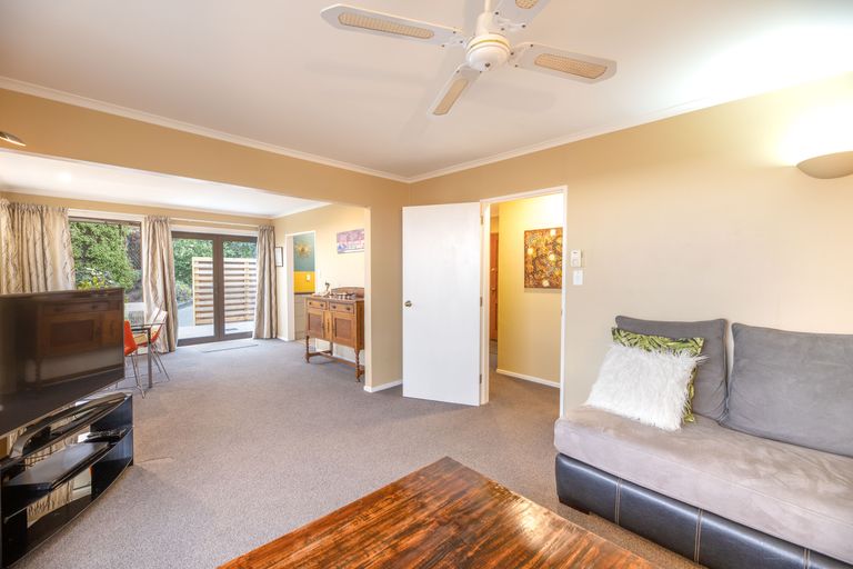 Photo of property in 2/66 Parklands Drive, Huntsbury, Christchurch, 8022