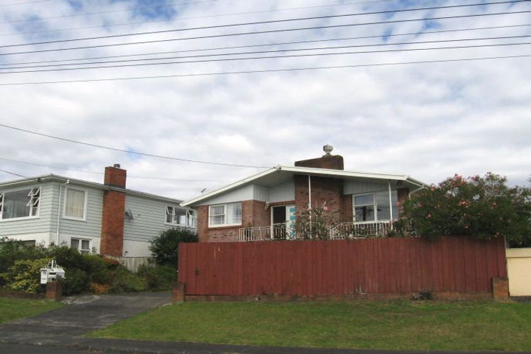 Photo of property in 78 Sylvan Avenue, Northcote, Auckland, 0627