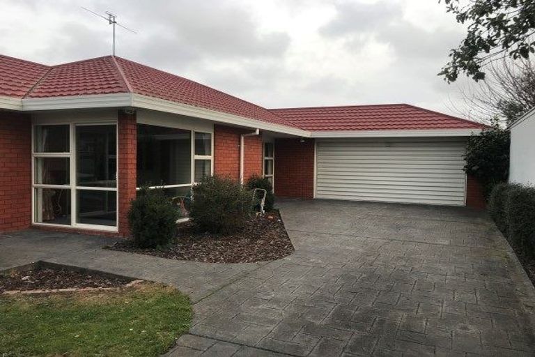 Photo of property in 11a Hare Street, Ilam, Christchurch, 8041