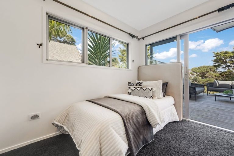 Photo of property in 35a Seaview Avenue, Northcote, Auckland, 0627