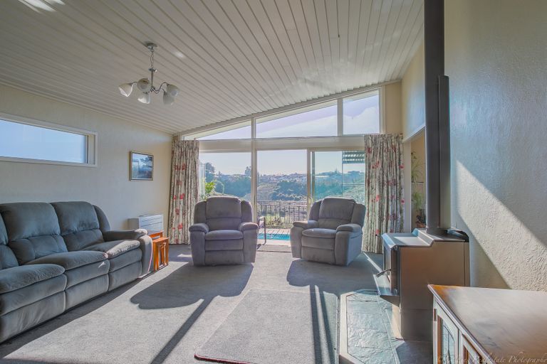 Photo of property in 215 Douglas Street, Highfield, Timaru, 7910