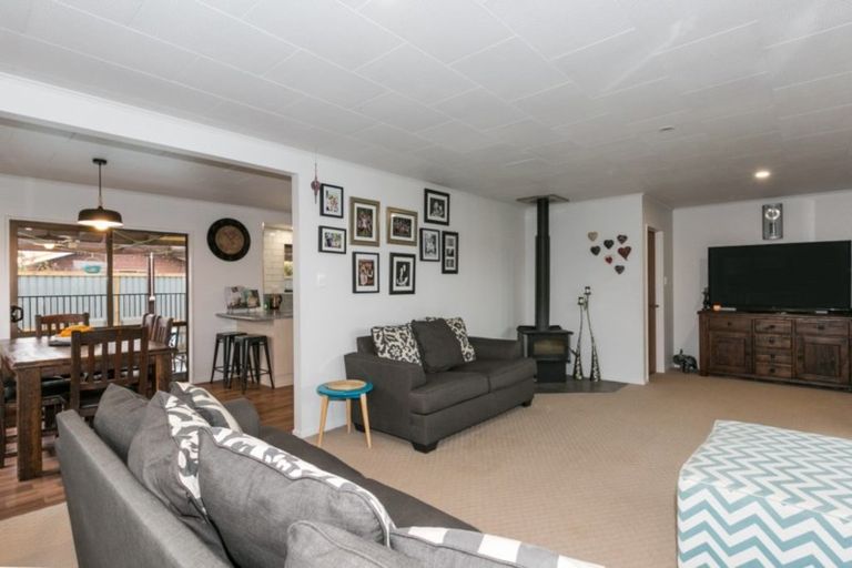 Photo of property in 8 Ryan Crescent, Greenmeadows, Napier, 4112