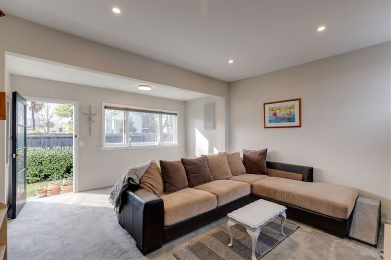 Photo of property in 90 Poulson Street, Addington, Christchurch, 8024