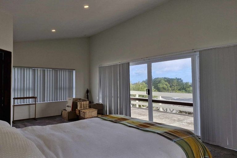 Photo of property in 4 Norton Place, Spotswood, New Plymouth, 4310