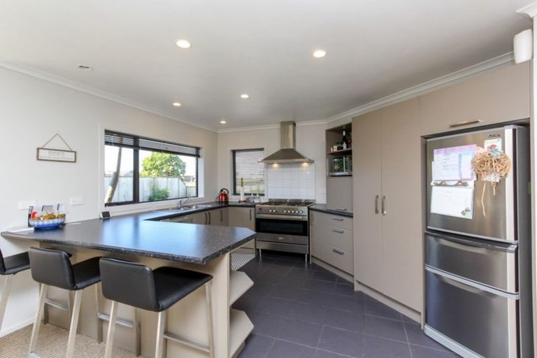 Photo of property in 29 Dillon Drive, Bell Block, New Plymouth, 4312