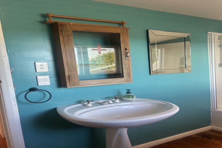 Photo of property in 152b Glengarry Road, Glen Eden, Auckland, 0602