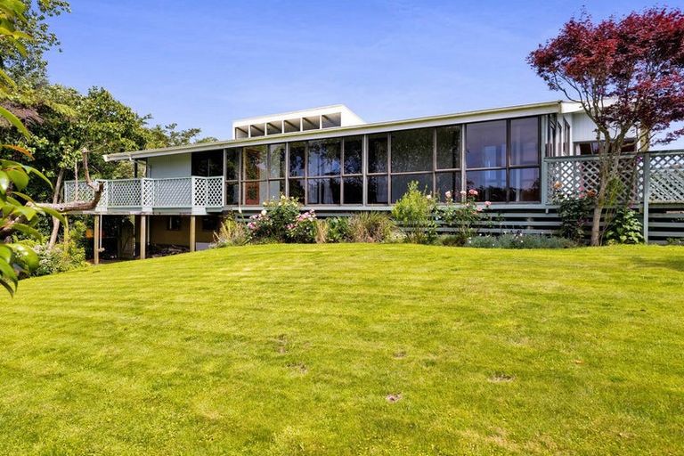 Photo of property in 4 Quin Crescent, Hawera, 4610