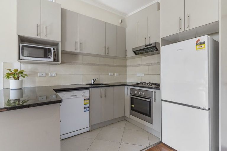 Photo of property in 135 Pigeon Mountain Road, Half Moon Bay, Auckland, 2012