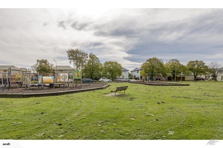 Photo of property in 4/2 Leamington Street, Addington, Christchurch, 8024