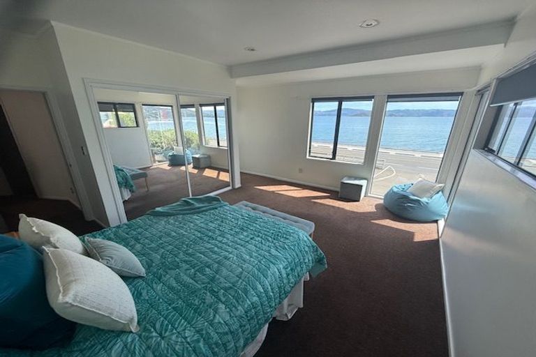 Photo of property in 2/517 Marine Drive, Sunshine Bay, Lower Hutt, 5013