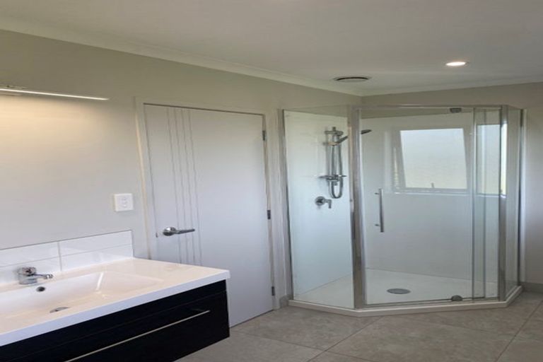 Photo of property in 197 Awhitu Central Road, Awhitu, Waiuku, 2684