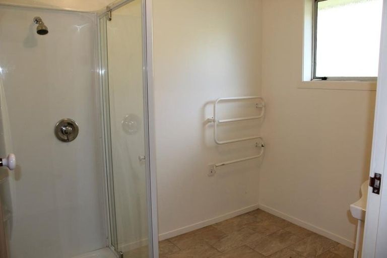 Photo of property in 372 Kaikorai Valley Road, Bradford, Dunedin, 9011