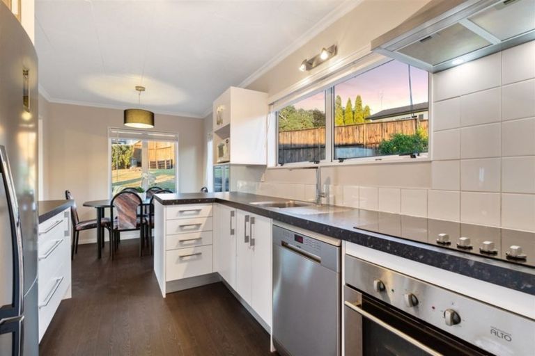 Photo of property in 25 Cypress Crescent, Pukete, Hamilton, 3200