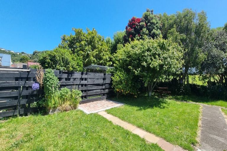 Photo of property in 24 Monorgan Road, Strathmore Park, Wellington, 6022